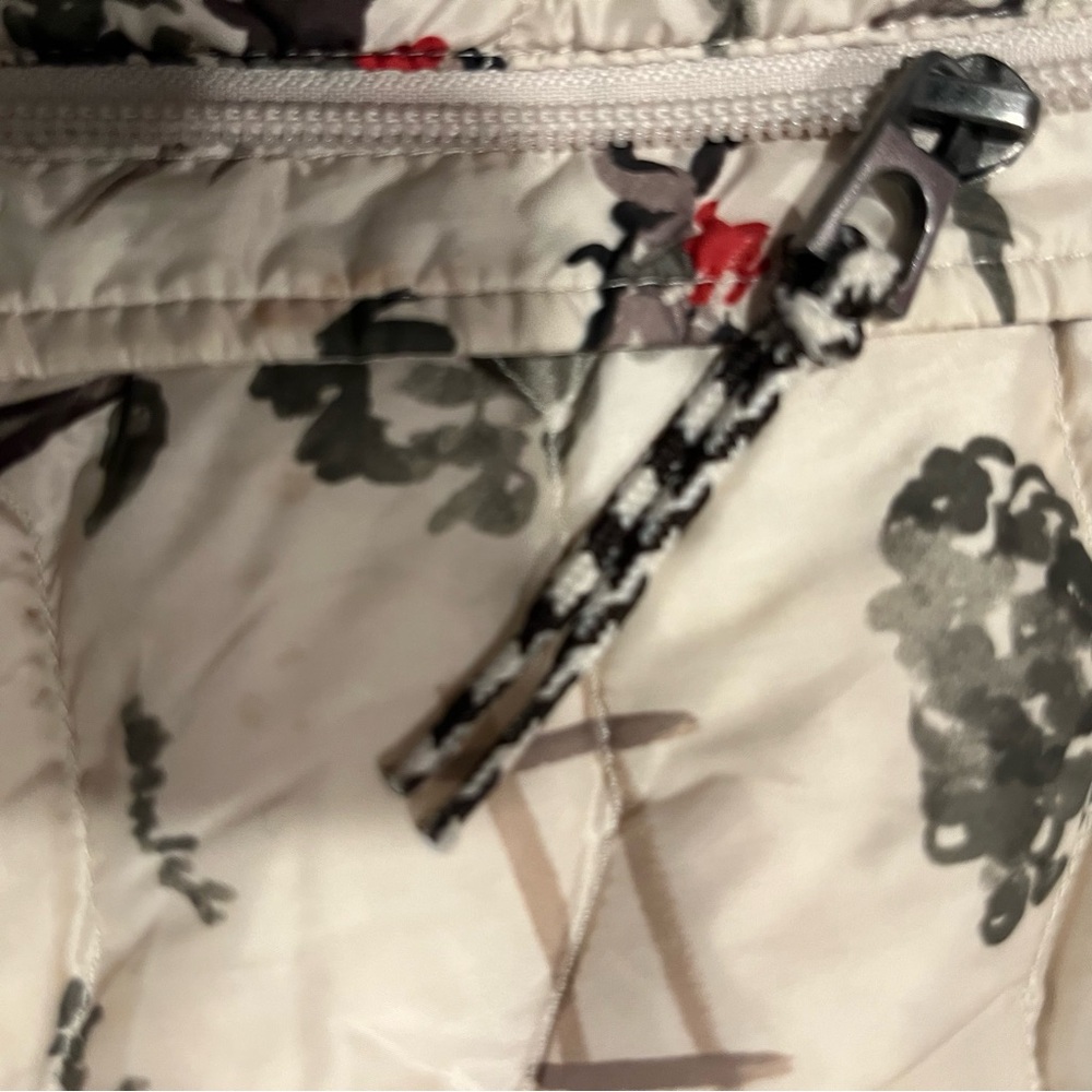 Ariat Ideal Down Vest – Equestrian Hunt Print - Picture 10 of 11